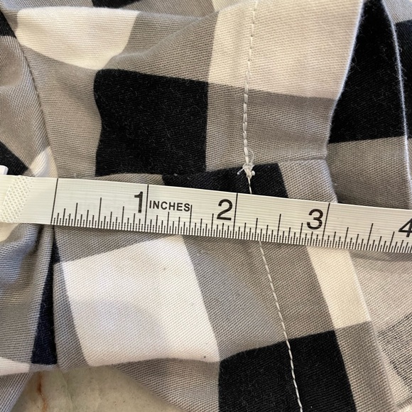 A.n.a a new approach Buffalo plaid twill shorts 10 - Picture 2 of 8